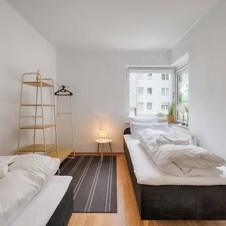 Select-home 3 - Netflix - Parkplatz - Business